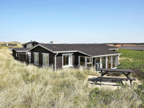 Spacious Holiday Home in L kken Jutland Near Beach